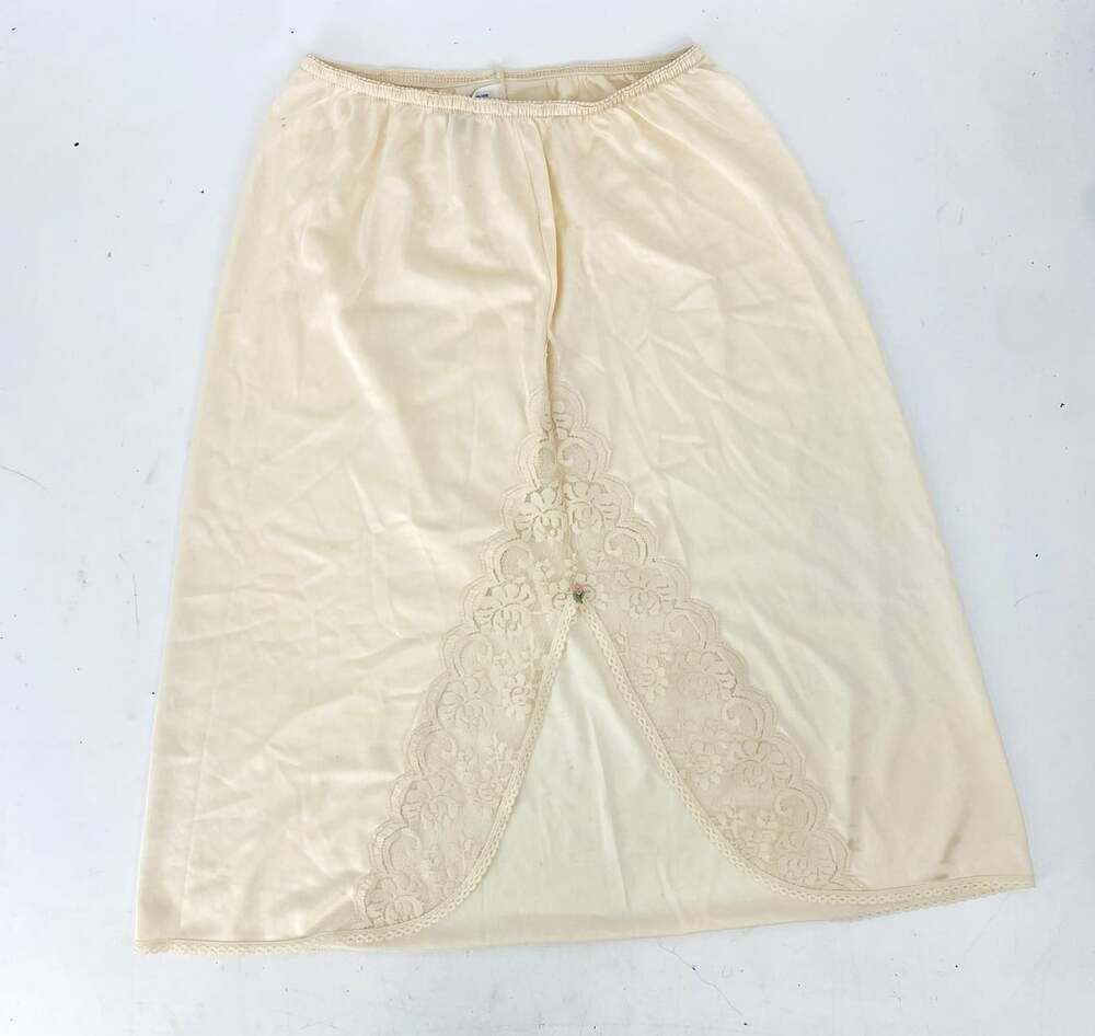 Vintage Sears Daye Rose Half Slip Skirt Small Ivory Lace Slit Union Made USA